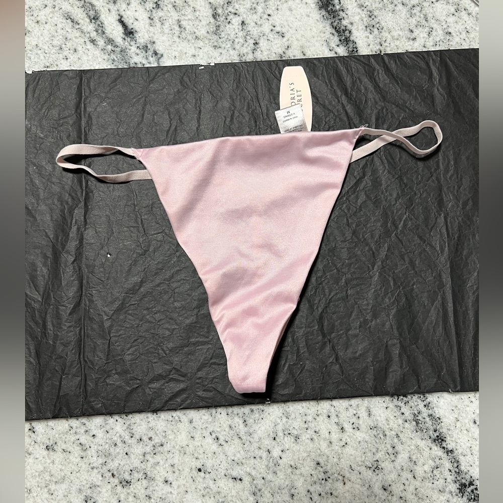 NWT Victoria's Secret Very Sexy Pink Satin v String Thong Panties VS Medium M
